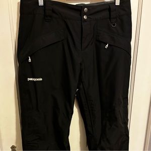 Patagonia snowbelle insulated ski pants. Women’s size large.